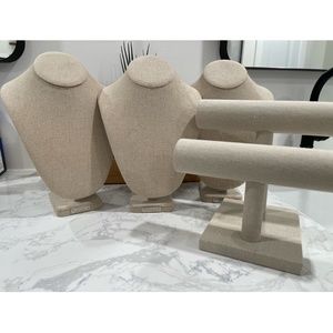 Necklace Busts and bracelet stand